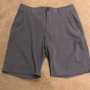 Under Armour Loose Heat Gear Shorts